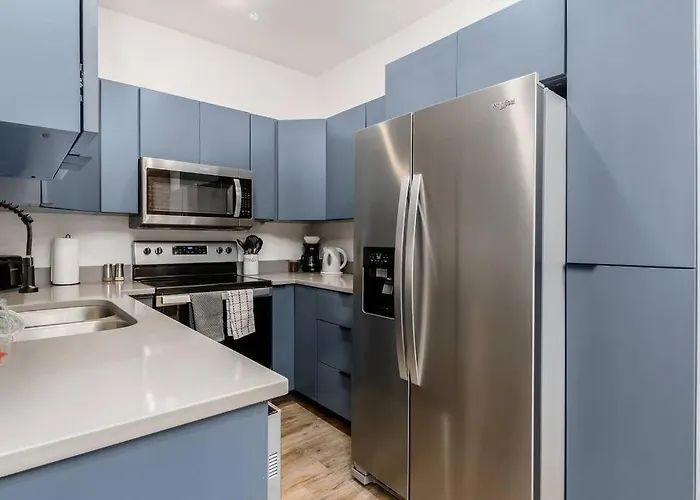 Designer 1-bed Haven Near Downtown! Pets Welcome! * Columbus