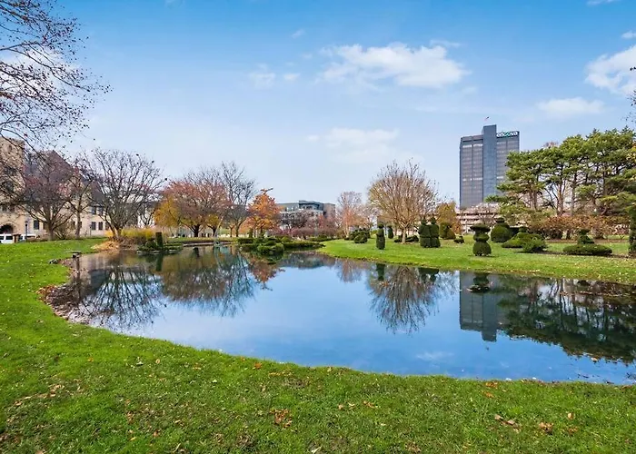 Designer 1-bed Haven Near Downtown! Pets Welcome! * Columbus